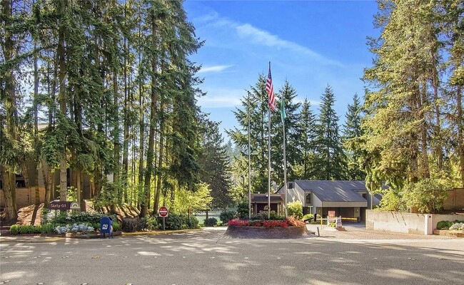 Building Photo - Must See Sixty-01 Village Unit with $500 M...
