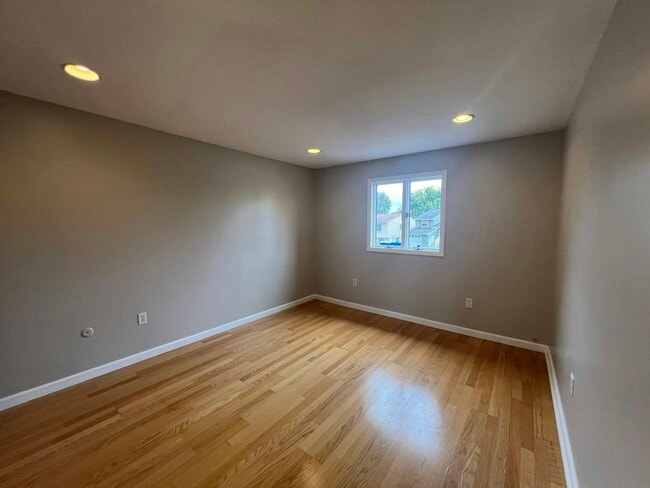 Building Photo - 4210 Burningtree Rd