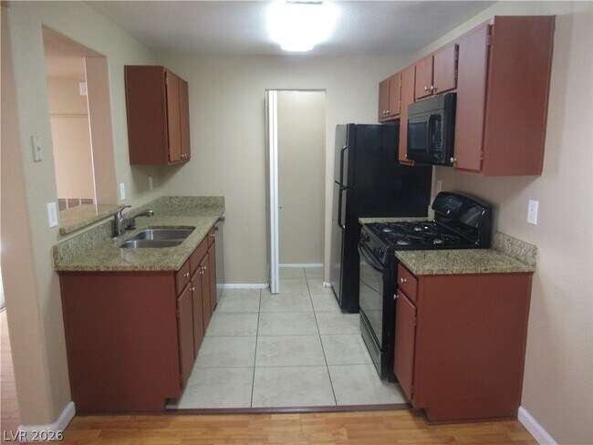 Building Photo - 2120 Ramrod Ave