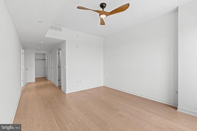 Building Photo - 1650 Silver Hill Dr