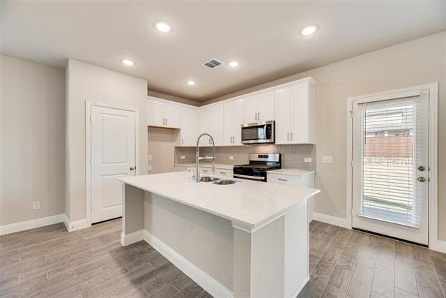 Building Photo - 1537 Vermillion St