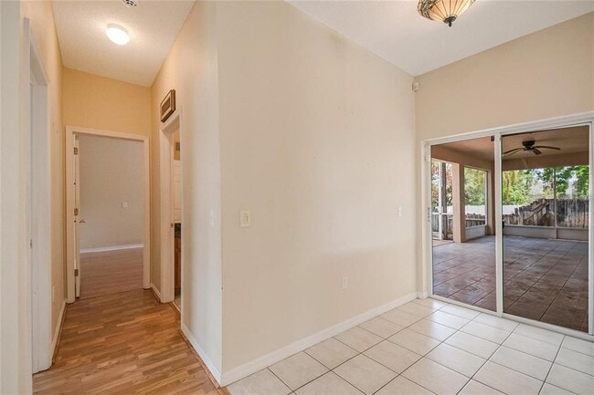 Building Photo - 603 Pinehurst Ct