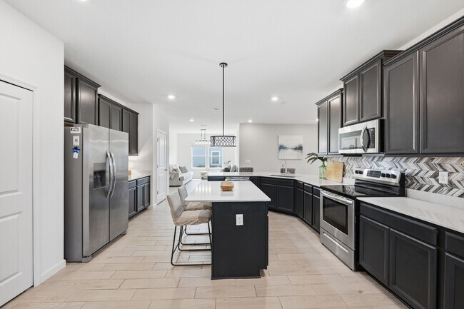 Building Photo - 85645 Stonehurst Pkwy