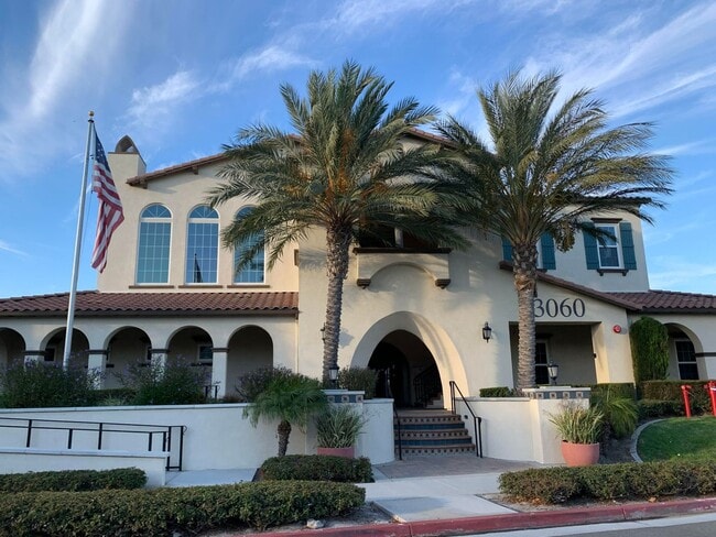 Building Photo - GORGEOUS HOME IN EASTVALE CORONA