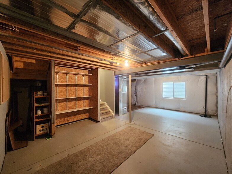 Building Photo - 9509 Cedarhurst Ln