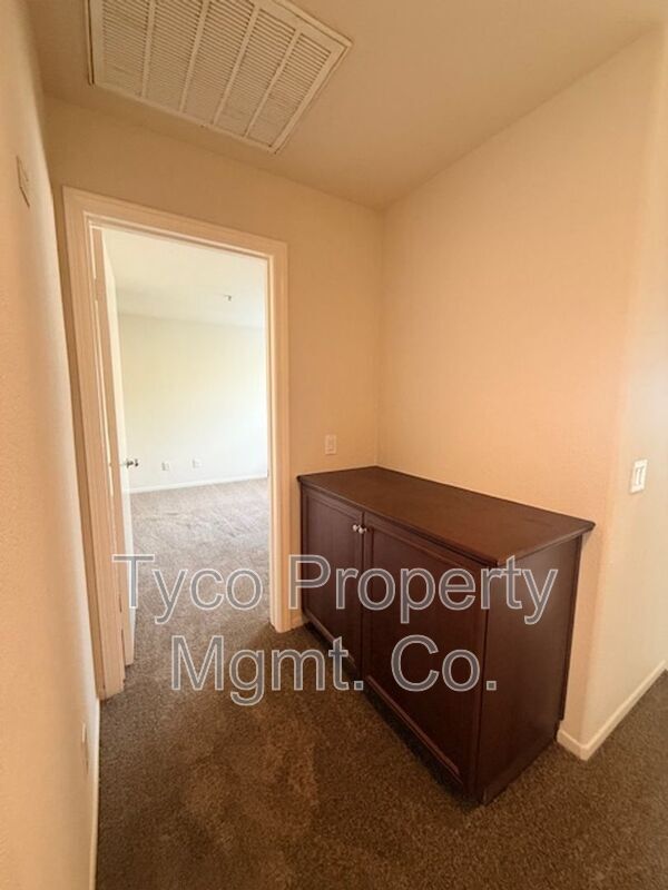 Building Photo - 1936 Caminito Alcala