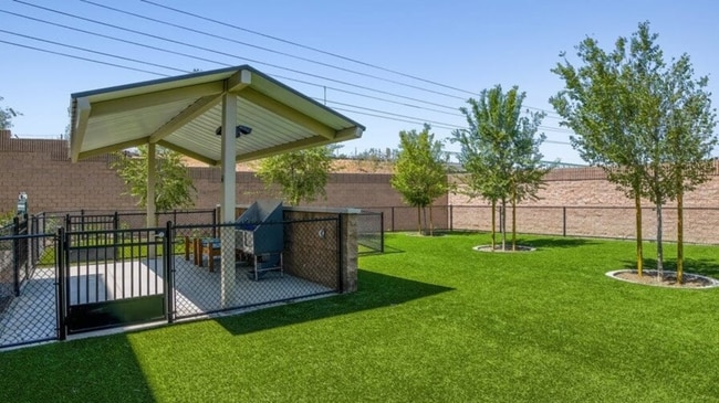 Building Photo - 6770 Pats Ranch Rd