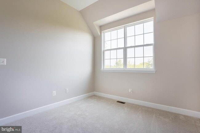 Building Photo - 13538 Waterford Hills Blvd