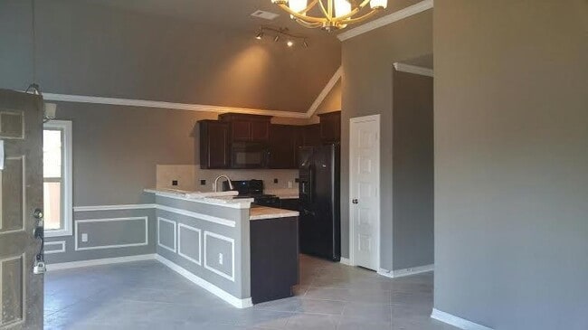 Building Photo - 3021 Sparrow St