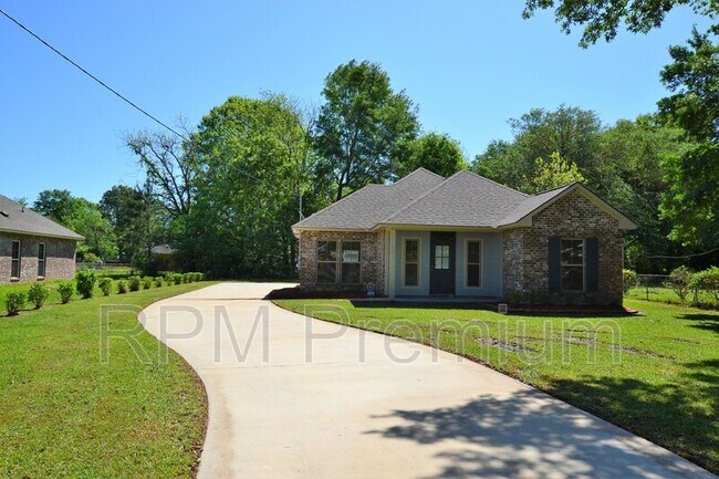 Building Photo - 4836 Rollins Rd
