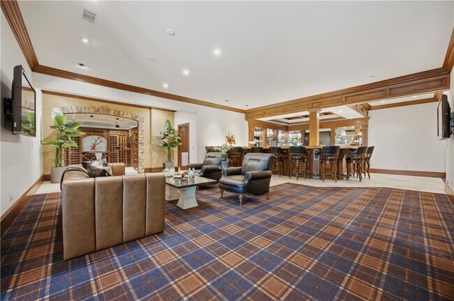 Building Photo - 1845 Sugarloaf Club Dr