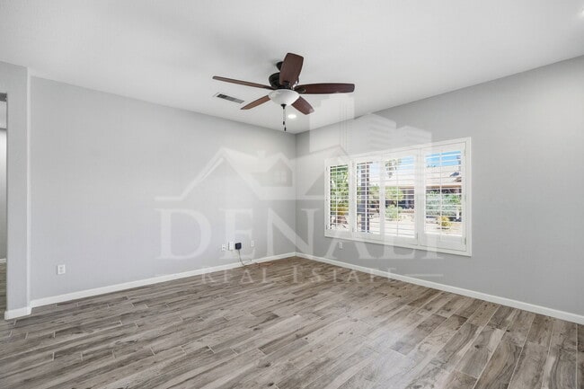 Building Photo - 16536 W Rock Springs Ln