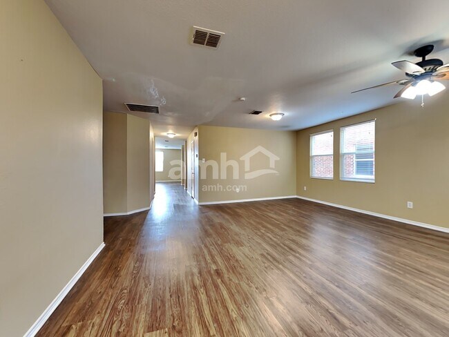 Building Photo - 1836 Elk Lake Tr