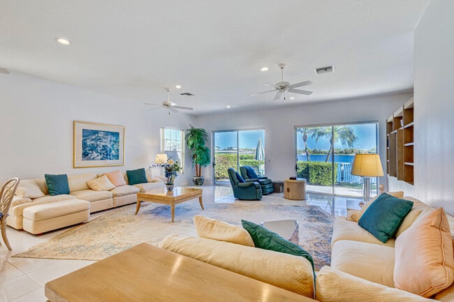 Building Photo - 919 Augusta Pointe Dr