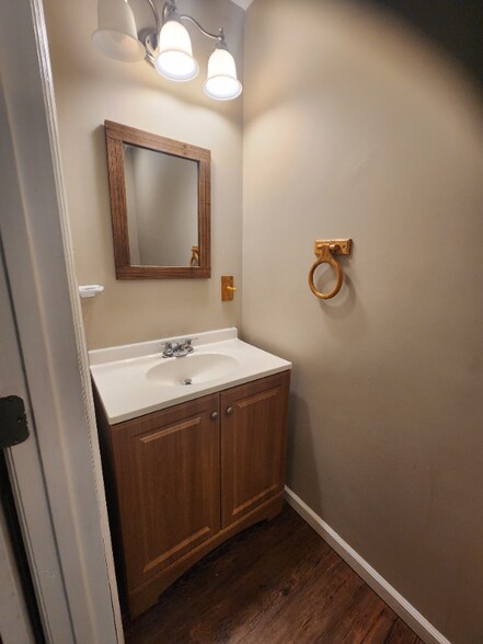 Building Photo - 1411 Tangora Ln