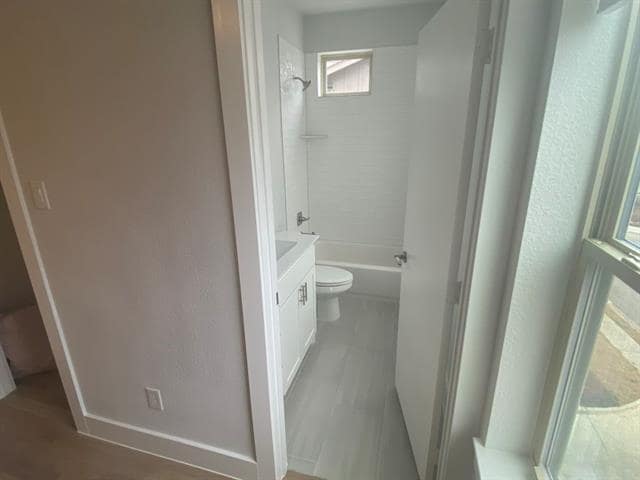 Building Photo - 1802 Deacon Hl Ct