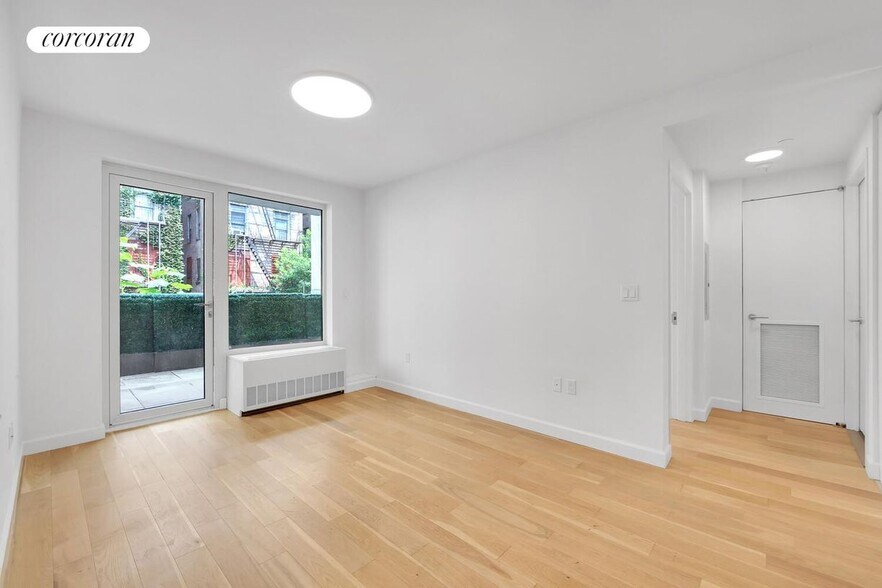 Building Photo - 111 E 115th St