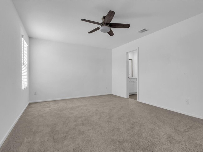 Building Photo - 277 Douglas Hls Dr