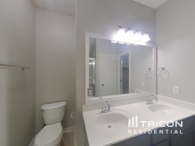 Building Photo - 8538 Rita Blanca Dr