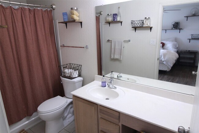 Building Photo - 5521 War Admiral Dr