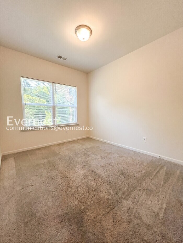 Building Photo - 811 Key St