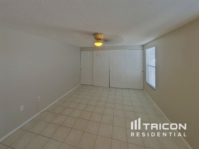 Building Photo - 4335 Olive Ave