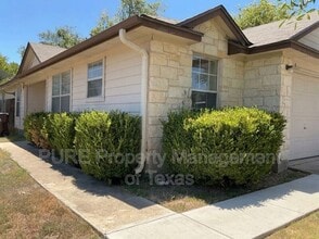 Building Photo - 1001-A Christopher Ave