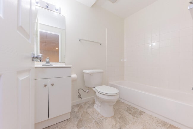 Building Photo - 51344 E Bourne Terrace
