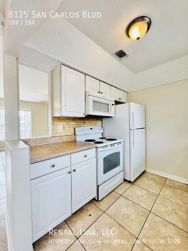 Building Photo - 8125 San Carlos Blvd