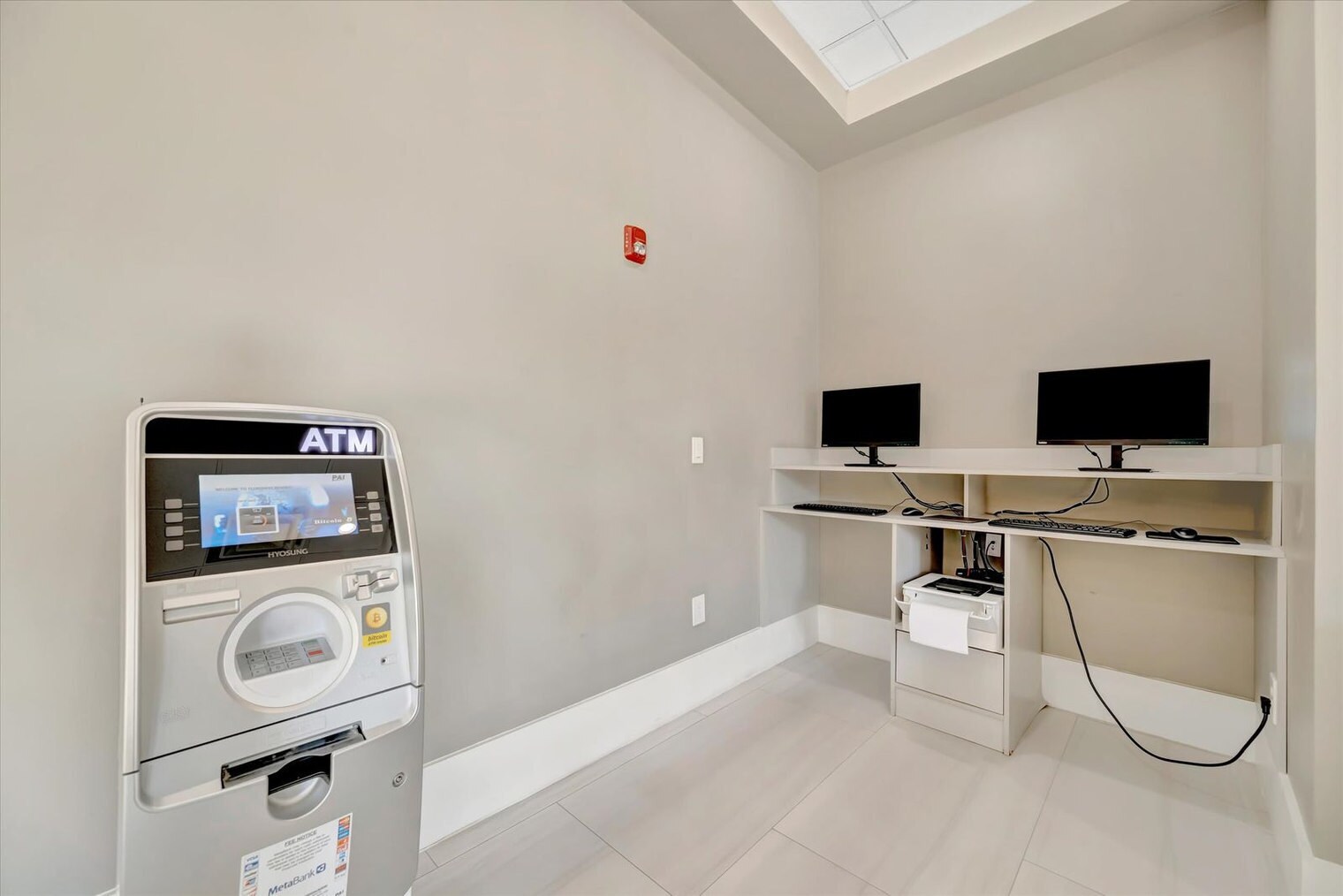 Building Photo - 12539 Floridays Resort Dr