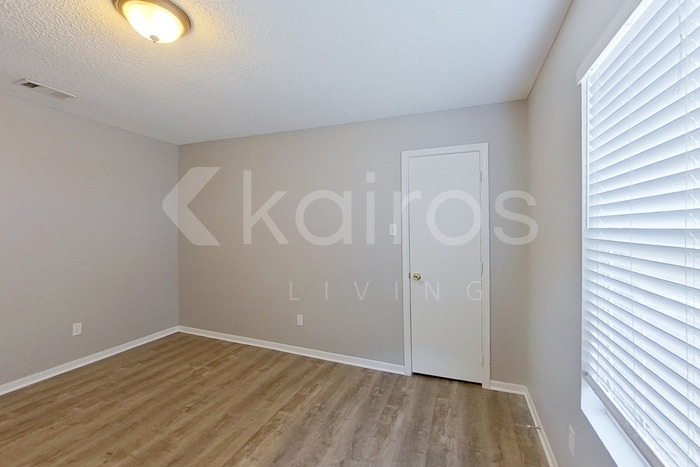 Building Photo - 4702 Janelle Dr