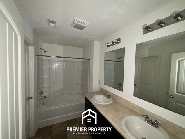 Building Photo - Beautiful 3BR/2.5BA Bessemer Home with Granite Kitchen, Fireplace & Covered Patio