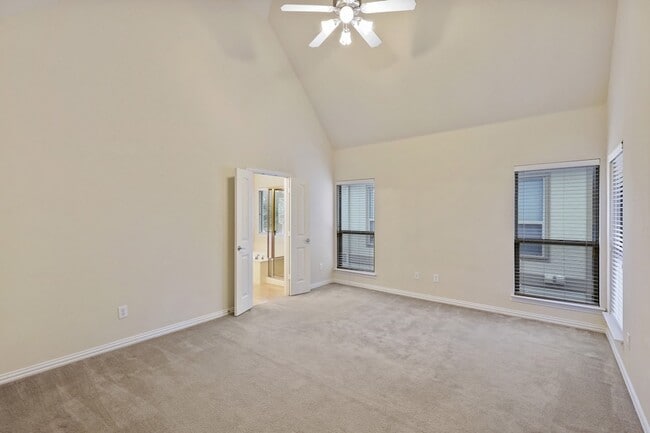 Building Photo - 8920 Soldiers Home Ln