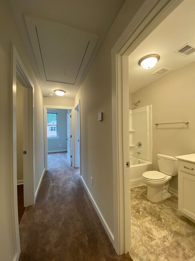 Building Photo - 4 Bedroom Home for Rent in Pinson, AL! Available NOW!