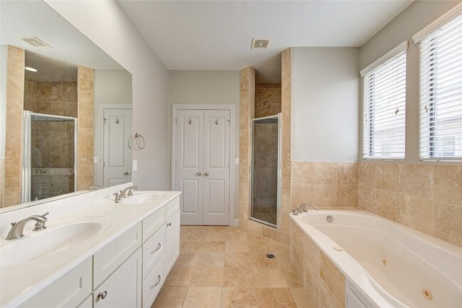 Building Photo - 1706 McDonald St