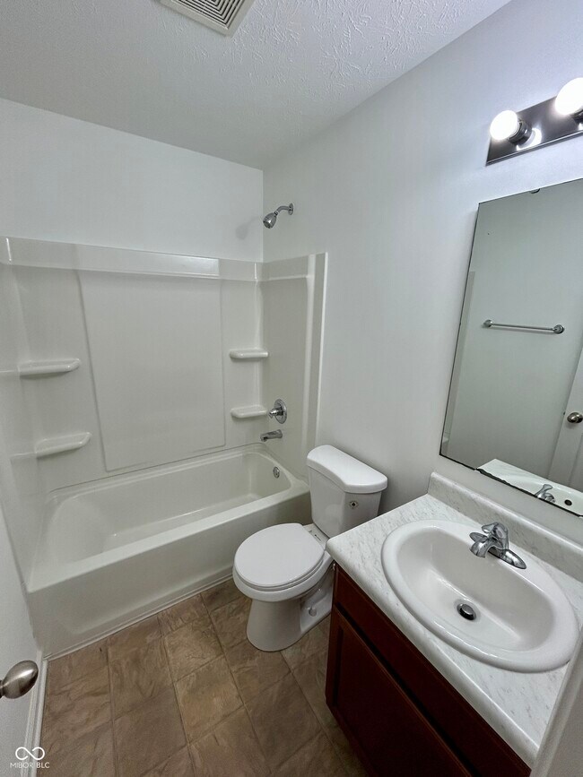 Building Photo - 4829 Penoyer Ln
