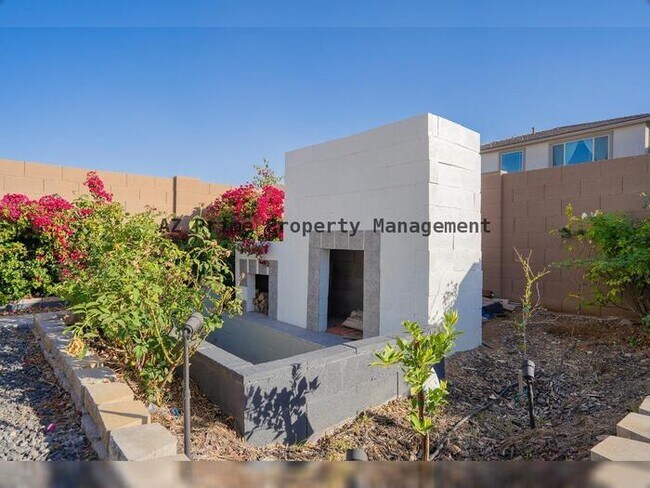 Building Photo - 12125 W Luxton Ln