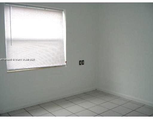 Building Photo - 2149 NE 179th St