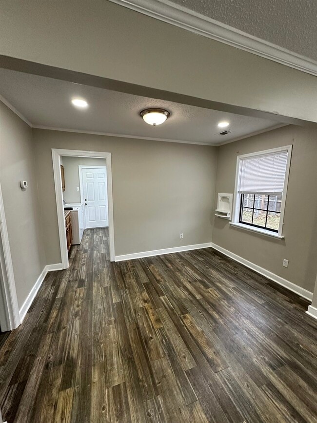 Building Photo - 4925 Easley St