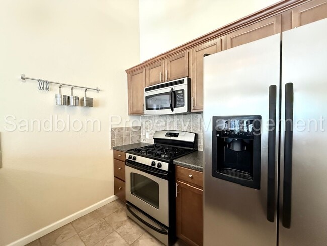Building Photo - FOR LEASE | Brookside Tulsa | $1500 Rent |...