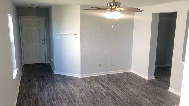 Building Photo - 12211 Windsor Bay Ct