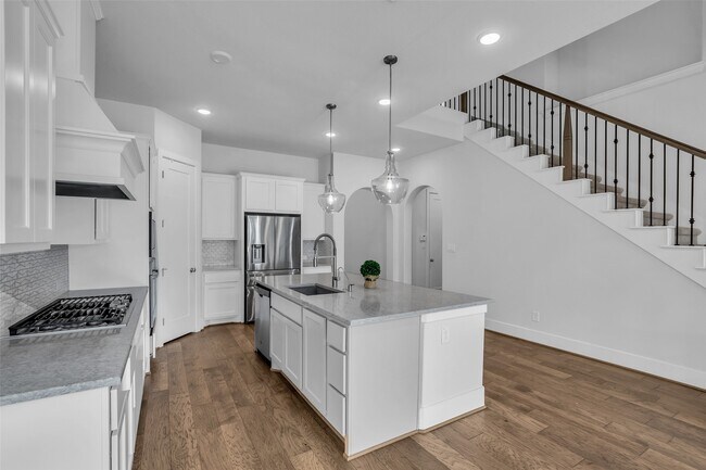 Building Photo - 16 Clearview Terrace Pl