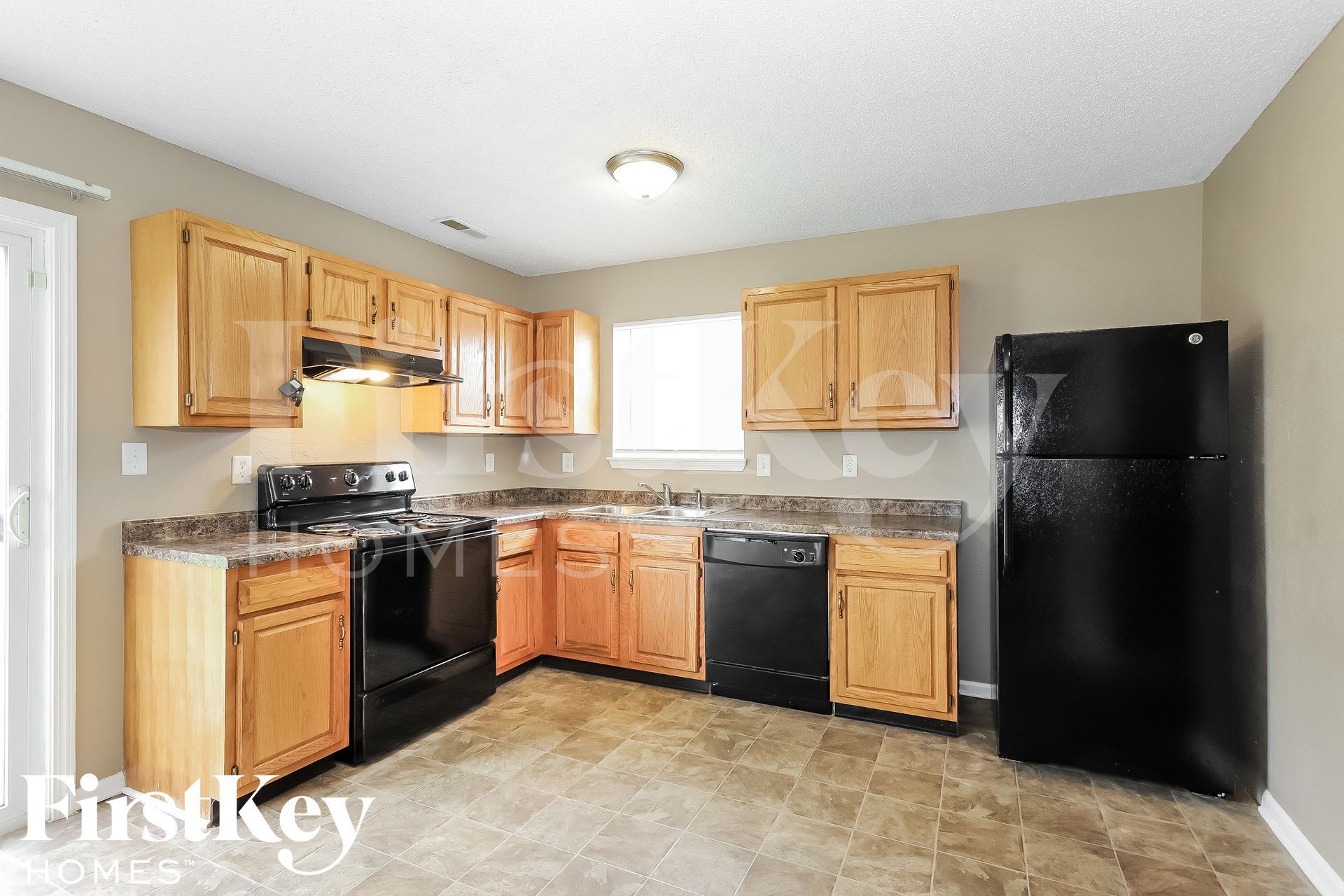 Building Photo - 347 Venus Dr