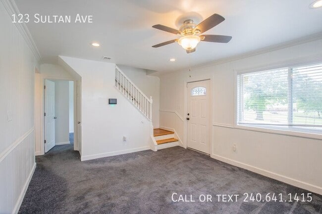 Building Photo - 123 Sultan Ave
