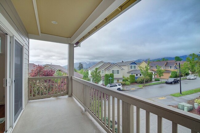 Building Photo - 3Bd/2.5Ba Issaquah Home
