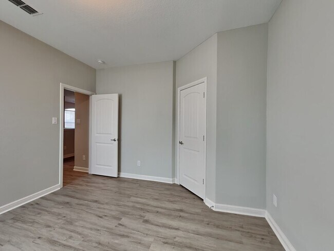 Building Photo - 9329 Belle River Trl
