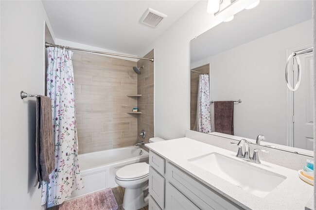 Building Photo - 23563 Red Juniper Ln