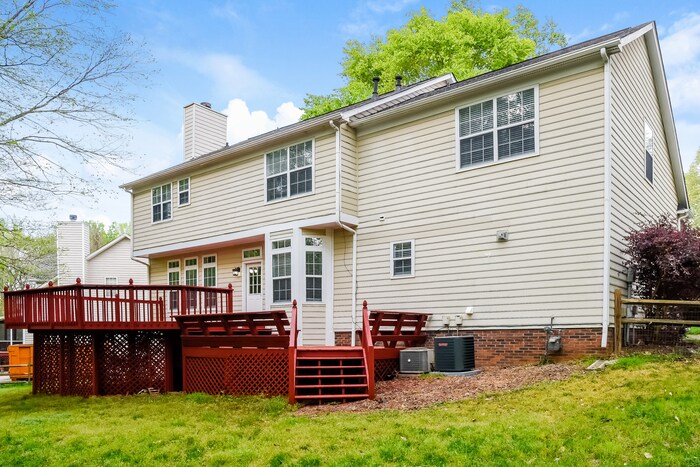Building Photo - 8933 Newgard Ct