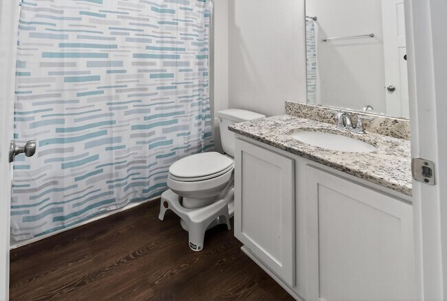 Building Photo - 1110 Shoal River Dr