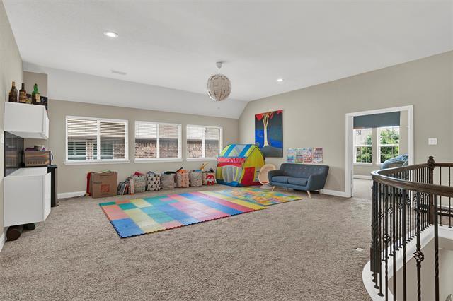 Building Photo - 12810 Avanti Dr